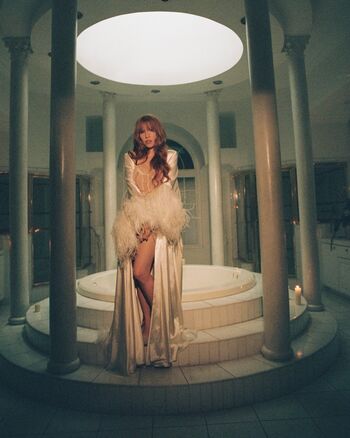 Full leaked Carly rae jepsen private photo