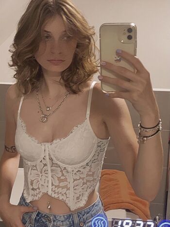 Full leaked Carly page private onlyfans photo