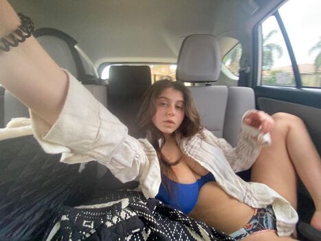 Full leaked Carly private onlyfans photo