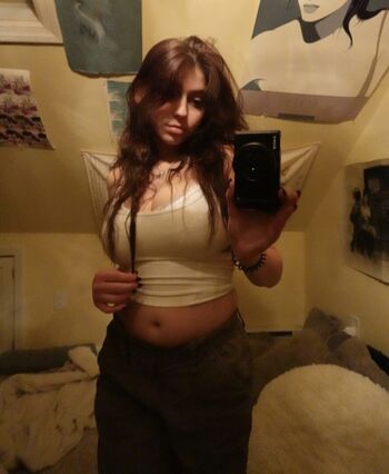 Full leaked Carly private onlyfans photo