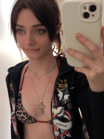 Full leaked Carmaxlla private onlyfans photo