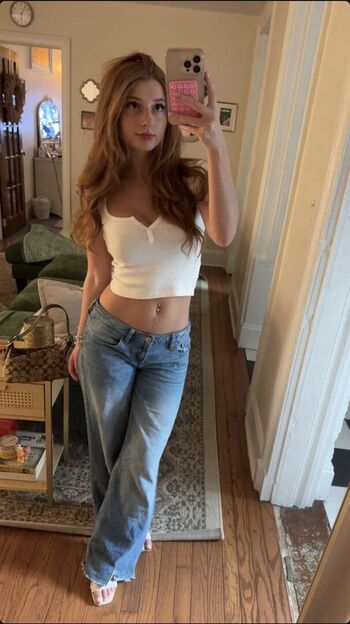 Full leaked Carmela private photo