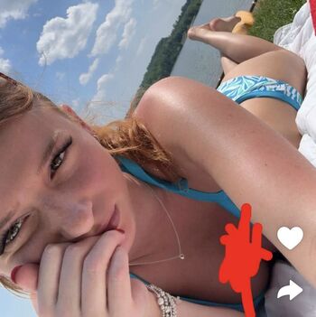 Full leaked Carmela private photo