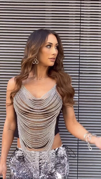 Full leaked Carmella private photo