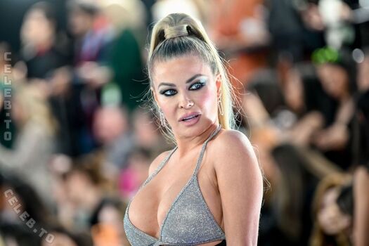 Full leaked Carmen electra  page private onlyfans photo