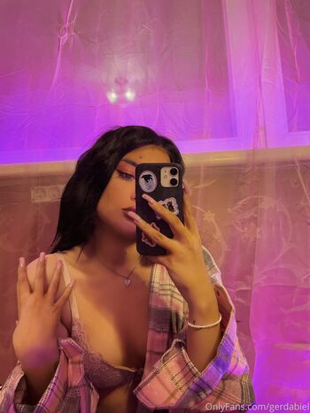 Full leaked Carmencarmen private photo