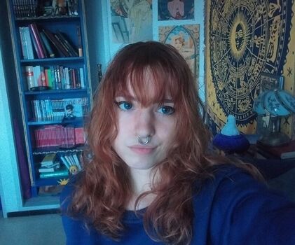 Carmina_bleue
