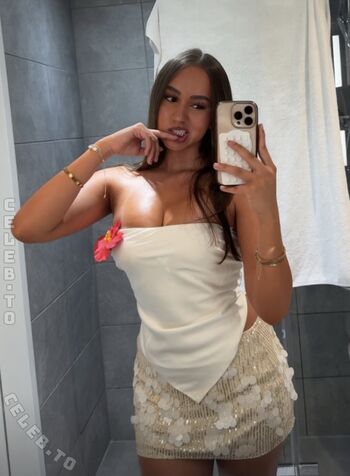 Full leaked Caro lnw private photo