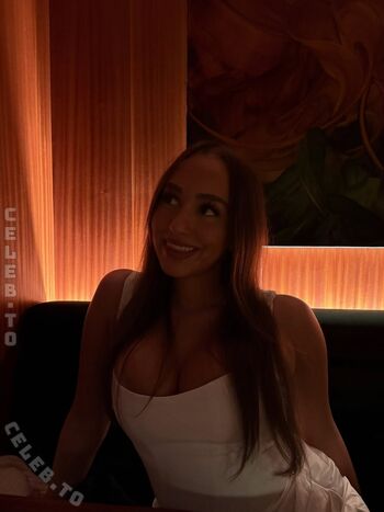 Full leaked Caro lnw private photo