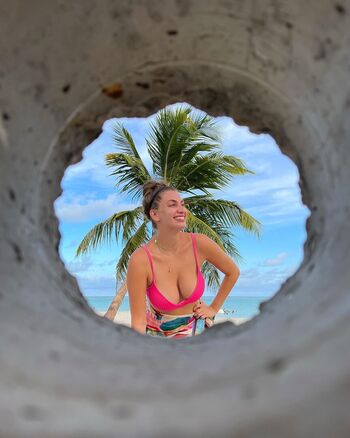 Full leaked Carol moreira private photo