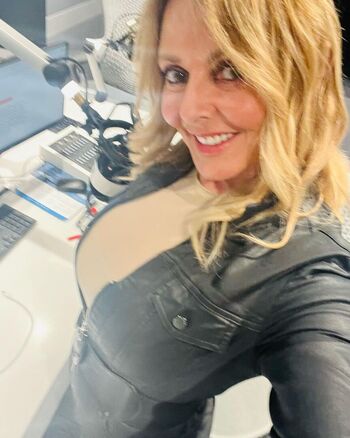 Full leaked Carol vorderman private photo