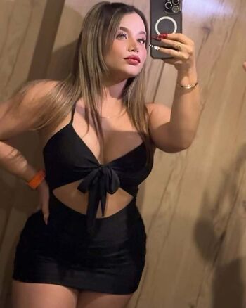 Full leaked Carolainvqz private onlyfans photo