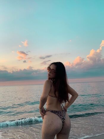 Full leaked Caroline grasland private onlyfans photo