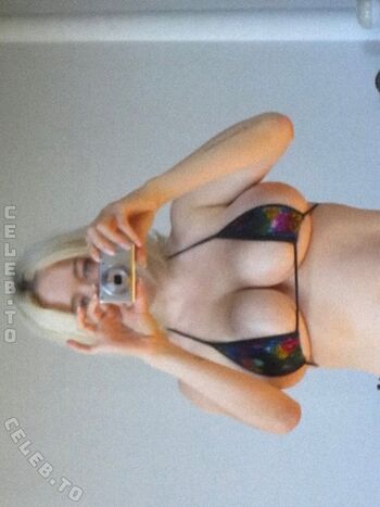 Full leaked Caroline vreeland private photo