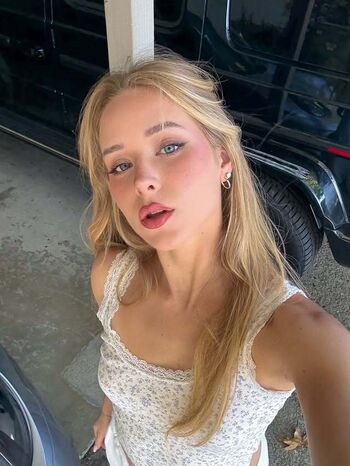 Full leaked Caroline zalog private photo