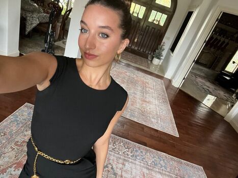 Full leaked Carolinefbyron page private photo