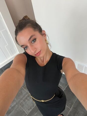 Full leaked Carolinefbyron private photo