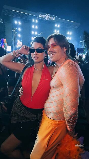 Full leaked Carolinekwan private photo