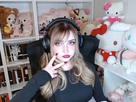Full leaked Carolinev v private photo