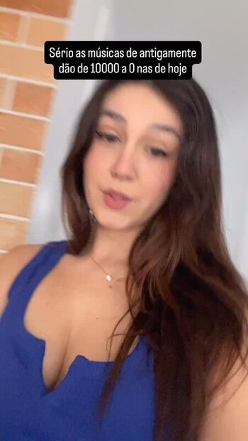 Full leaked Carolzinha private photo