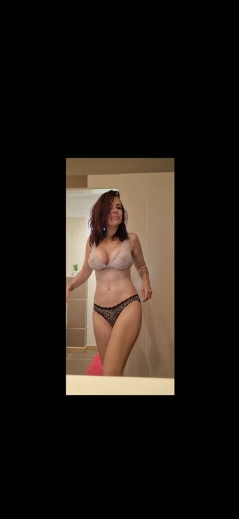 Full leaked Carosoftparis private photo