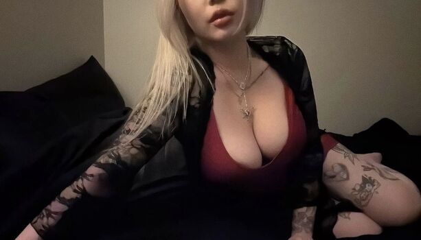 Full leaked Carrie private onlyfans photo