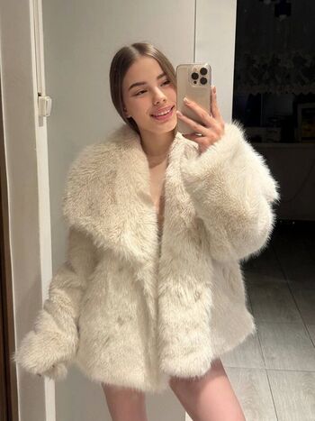 Full leaked Carry berry private photo