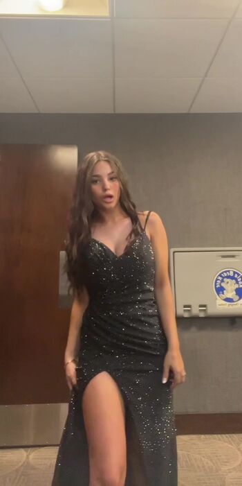 Full leaked Carys dubinski private onlyfans photo