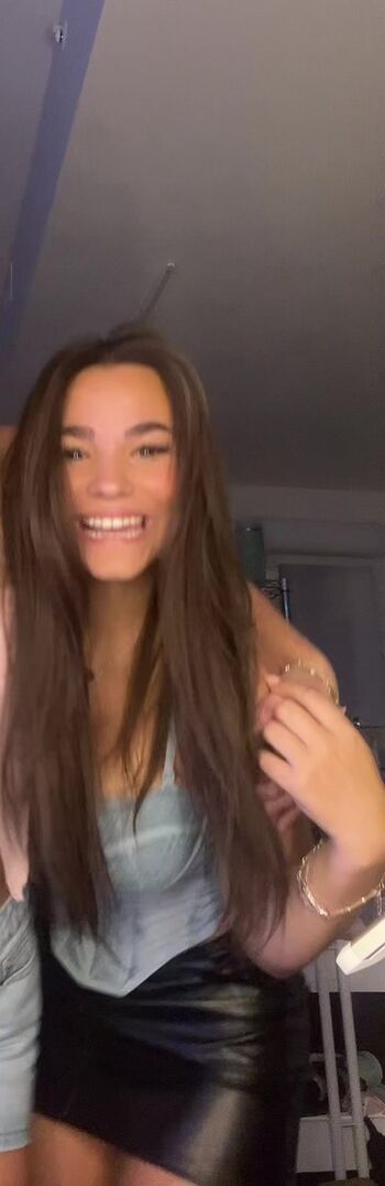 Full leaked Carys dubinski private onlyfans photo