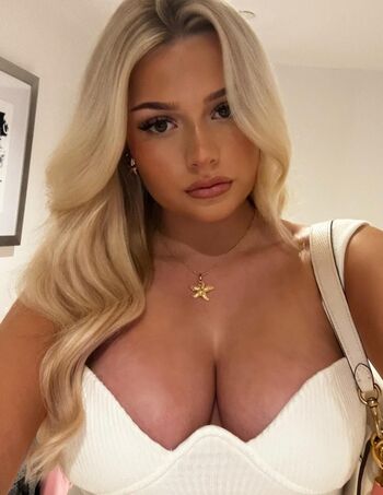 Full leaked Casey archibald private photo