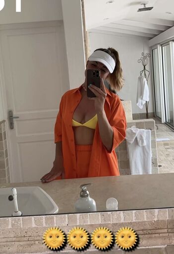 Full leaked Cass officiel private photo