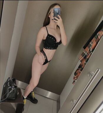 Full leaked Cassandra davis private onlyfans photo