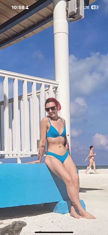 Full leaked Cassie mainville private photo