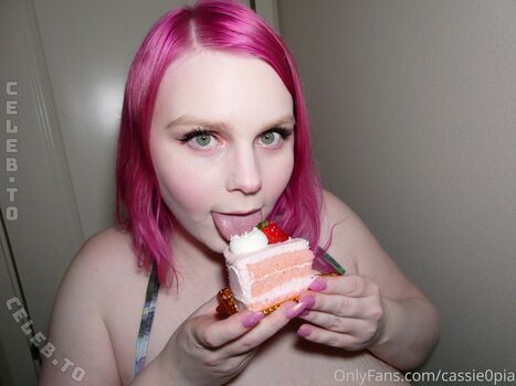 Full leaked Cassiepia private onlyfans photo