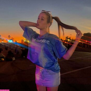 Full leaked Cassielondonn private onlyfans photo