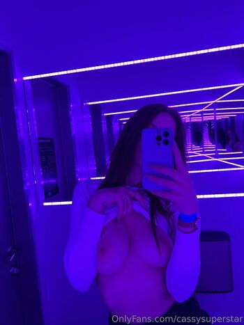 Full leaked Cassysuperstar private photo
