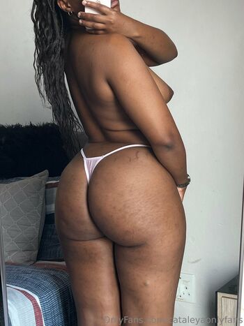 Full leaked Cataleyafans private photo