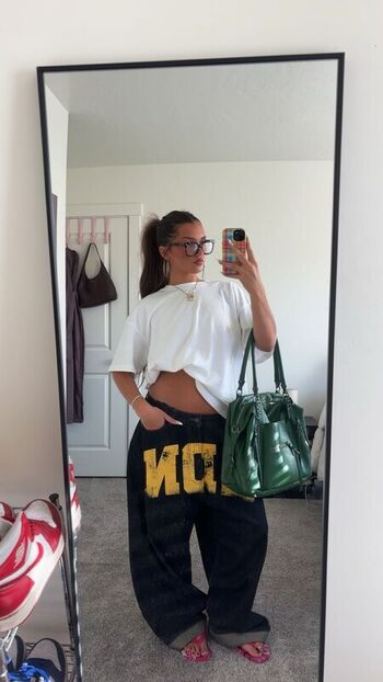 Full leaked Catalina cook private photo