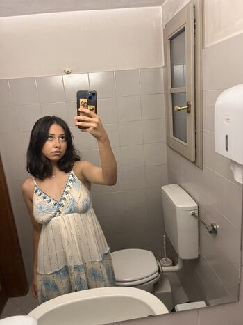 Full leaked Caterwllow private photo