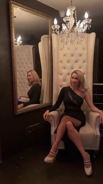 Full leaked Catherine de noire private photo