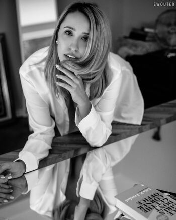 Full leaked Catherinedenoire private photo