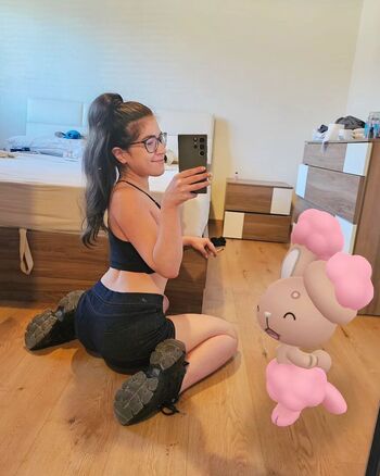 Full leaked Cathia ishinii private photo