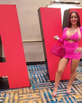 Full leaked Cathy b private onlyfans photo