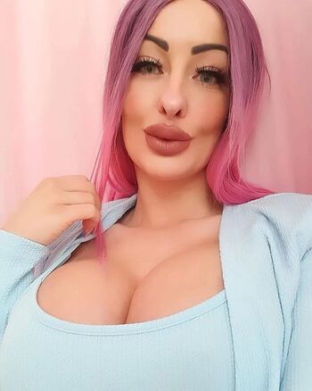 Full leaked Cathy b private onlyfans photo