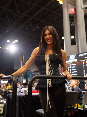 Full leaked Cathy kelley private photo
