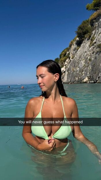 Full leaked Cecilia rose private photo