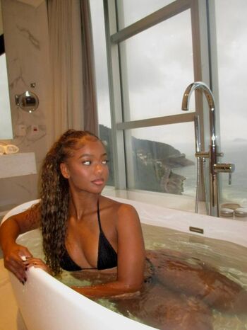 Full leaked Ceclia chancez private onlyfans photo