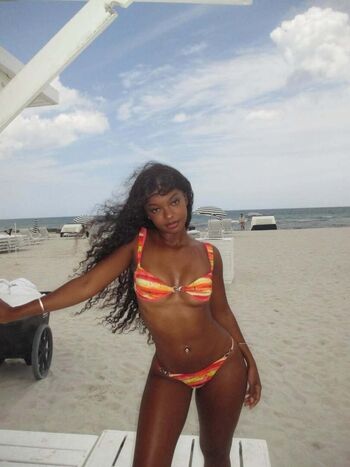 Full leaked Ceclia chancez private photo