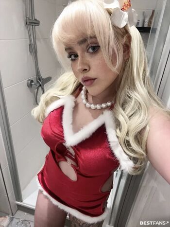 Celina_x31