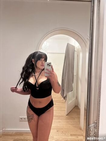 Full leaked Celina x private photo